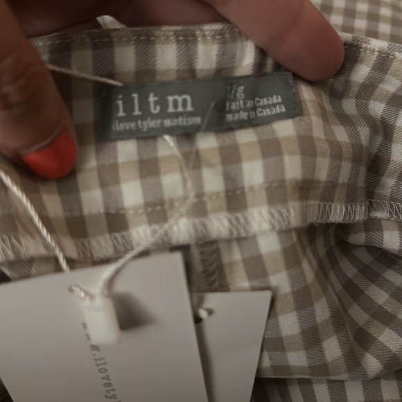 I love Tyler Madison (ILTM) gingham shorts (tan and white check) size large - Picture 4 of 7